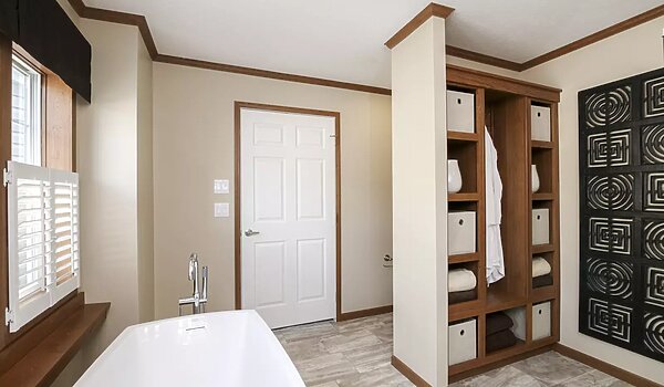Essentials / A25609 Bathroom 116328