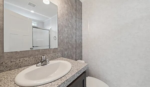 Essentials / 1666H22197 Bathroom 116348
