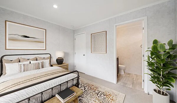 Essentials / 1666H22197 Bedroom 116347