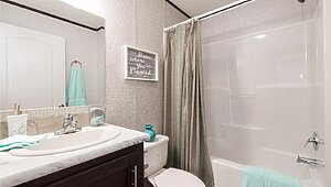 Essentials / A25002 Bathroom 116358