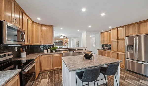 Essentials / 2864H32373 Kitchen 116367
