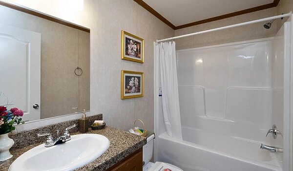 Essentials / 46427 Bathroom 116383