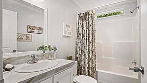 Essentials / 26402 Bathroom 116395