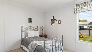 Essentials / 26402 Bedroom 116393