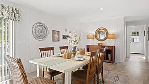 Essentials / 26402 Kitchen 116391