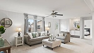 Essentials / 26402 Interior 116385