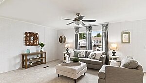 Essentials / 26402 Interior 116386