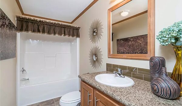 Essentials / A26402 Bathroom 116413