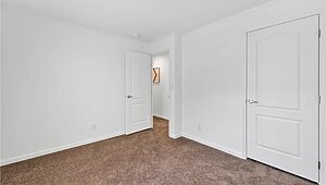 Essentials / A26010 Bedroom 116461