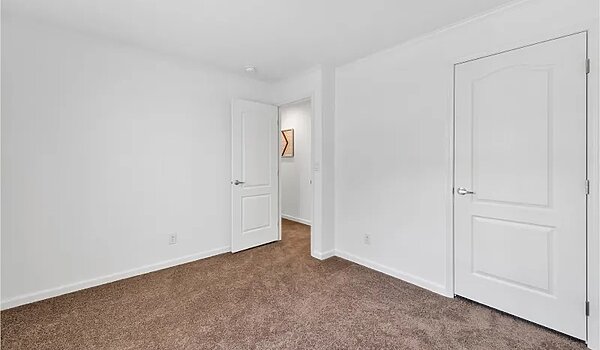 Essentials / A26010 Bedroom 116461