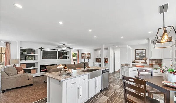 Essentials / A26010 Kitchen 116453