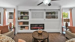 Essentials / A26010 Interior 116457