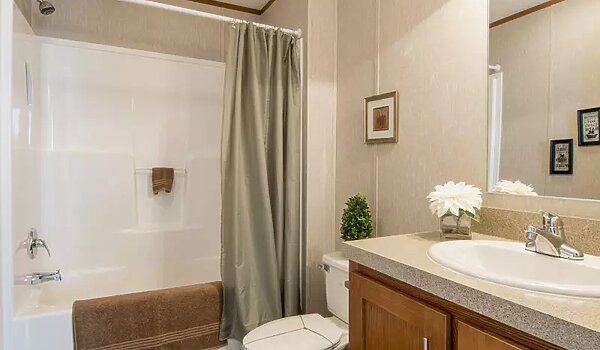 Essentials / A25207 Bathroom 116474