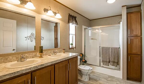Essentials / A25207 Bathroom 116475