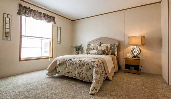 Essentials / A25207 Bedroom 116473