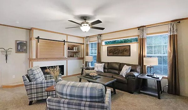 Essentials / A25216 Interior 116477