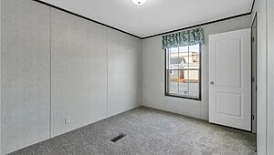 Essentials / A25615 Bedroom 116494