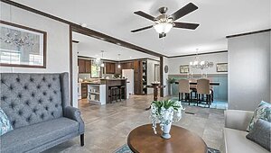 Essentials / A25615 Interior 116487