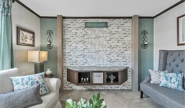 Essentials / A25615 Interior 116488