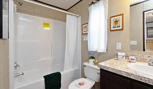 Essentials / L27607 Bathroom 116509