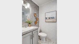 Essentials / 1676H32197 Bathroom 116530