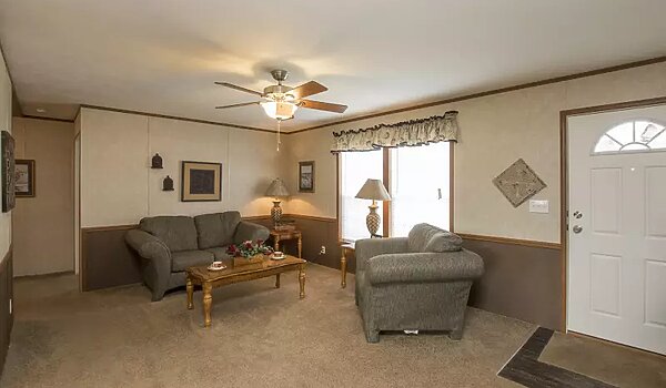 Essentials / A24402 Interior 116536