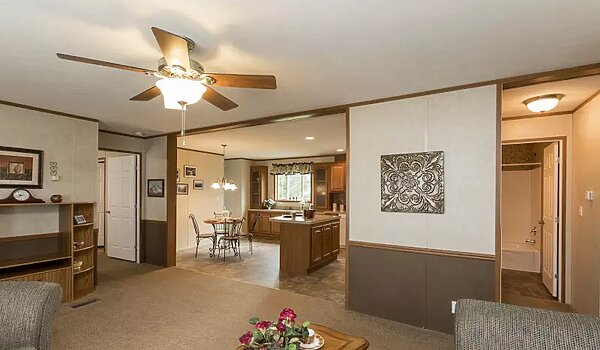Essentials / A24402 Interior 116535