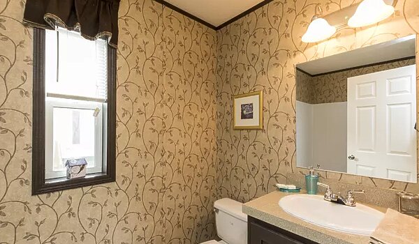 Essentials / L27602 Bathroom 116557