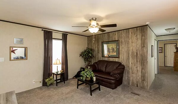 Essentials / L27602 Interior 116549
