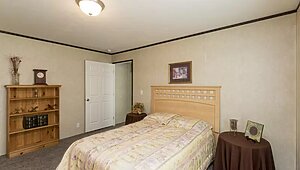 Essentials / L27602 Bedroom 116554