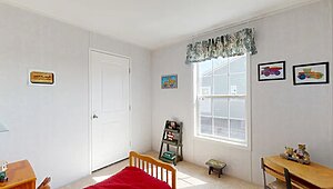 Essentials / A23801 Bedroom 116568