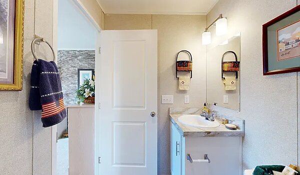 Essentials / A23801 Bathroom 116569