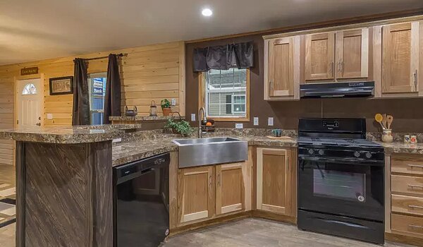 Essentials / 46025 Kitchen 116575