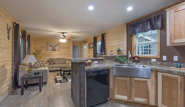 Essentials / 46025 Kitchen 116574