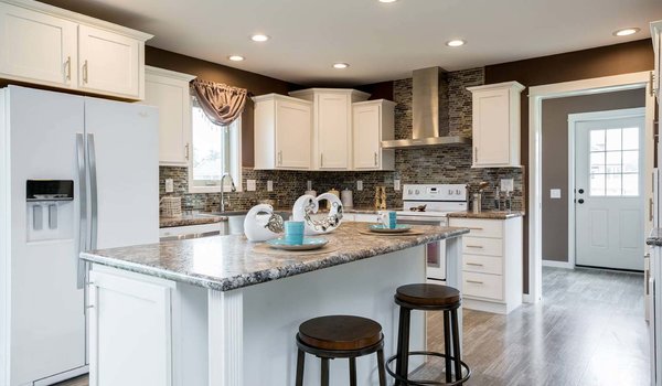New Century / Amherst 3.0 Kitchen 6093