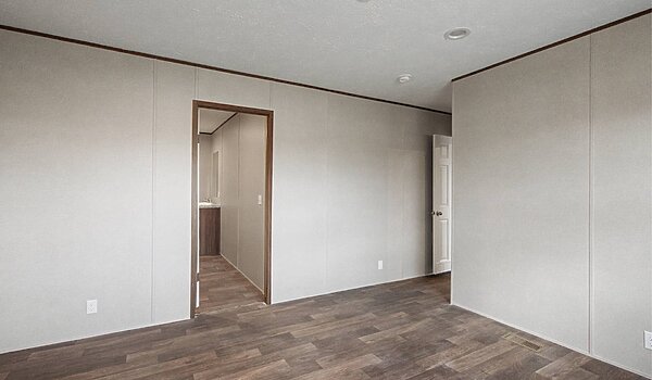 Origin Series / Maple TRT28483M Interior 121877