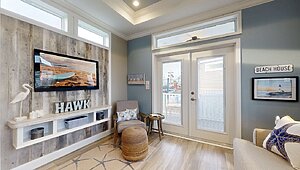 Hawk Elite / HB13381B Interior 121435