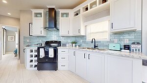 Lake Charles / LH13361B Interior 121451