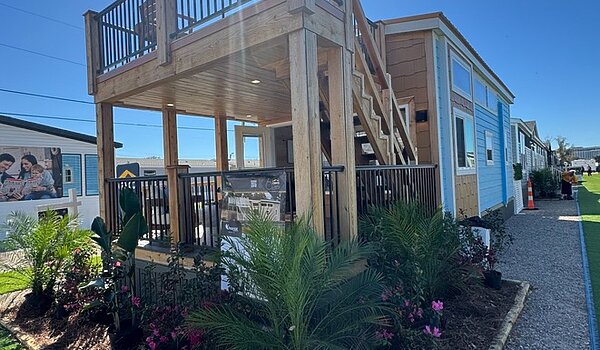 Seashore Cottages / Vista 14411O Interior 121480