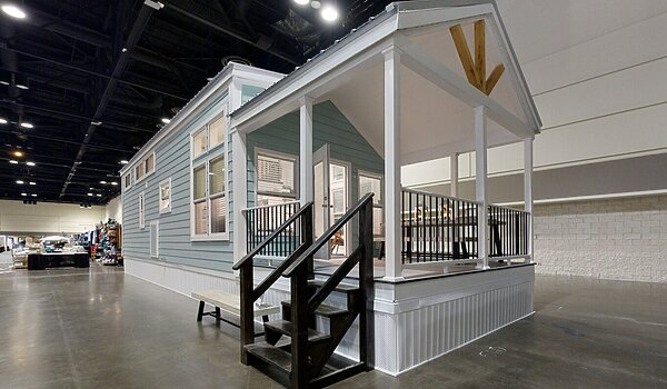 Eagle / 11341A Interior 121505