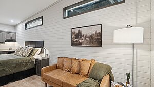 Eagle / 14361H Interior 121517