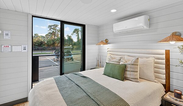 Seashore Cottages / SO14491A Loft Interior 128293