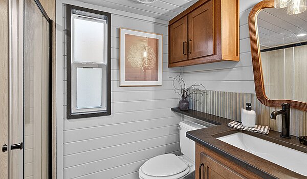 Seashore Cottages / SO14491A Loft Interior 128297