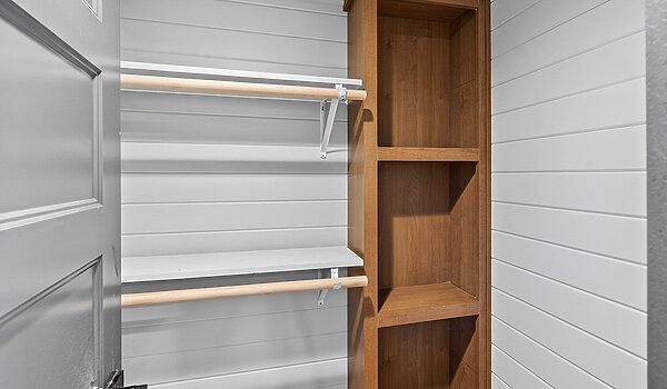 Seashore Cottages / SO14491A Loft Interior 128298
