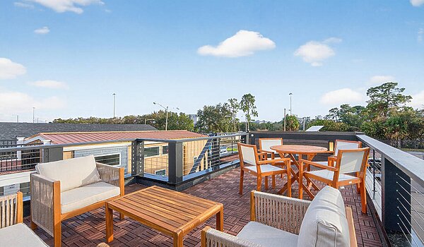 Seashore Cottages / SO14491A Loft Exterior 128300