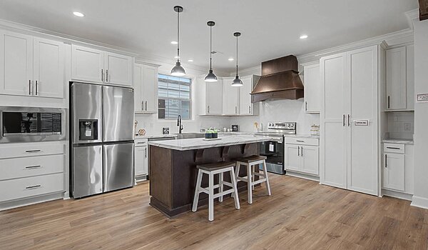 Classic Series DW / The Riverview 5036-62-3-32 3BR Interior 121690