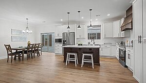 Classic Series DW / The Riverview 5036-62-3-32 3BR Interior 121695