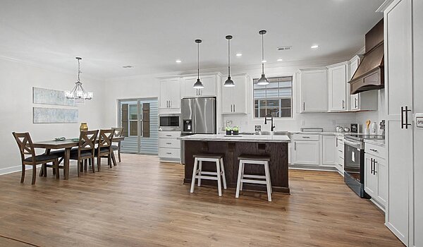 Classic Series DW / The Riverview 5036-62-3-32 3BR Interior 121695