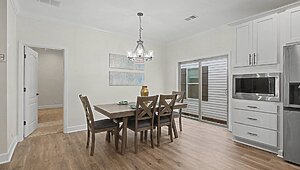 Classic Series DW / The Riverview 5036-62-3-32 3BR Interior 121696