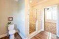 Classic Series DW / The Riverview 5036-72-4-32 4BR Bathroom 103052